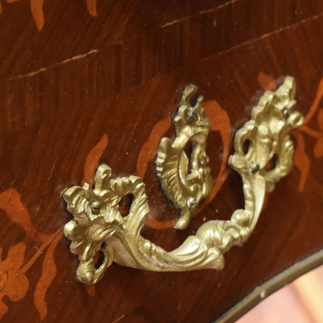 Louis XV Style Bronze Mounted Bureau Plat - 7