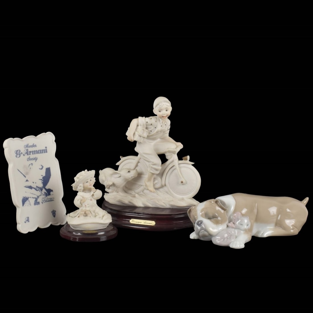 Giuseppe Armani and Lladro Figurines (1 of 9)