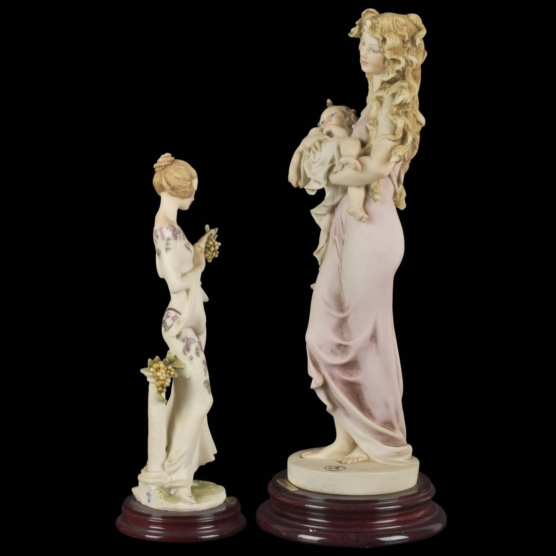 Giuseppe Armani Figurines - 2