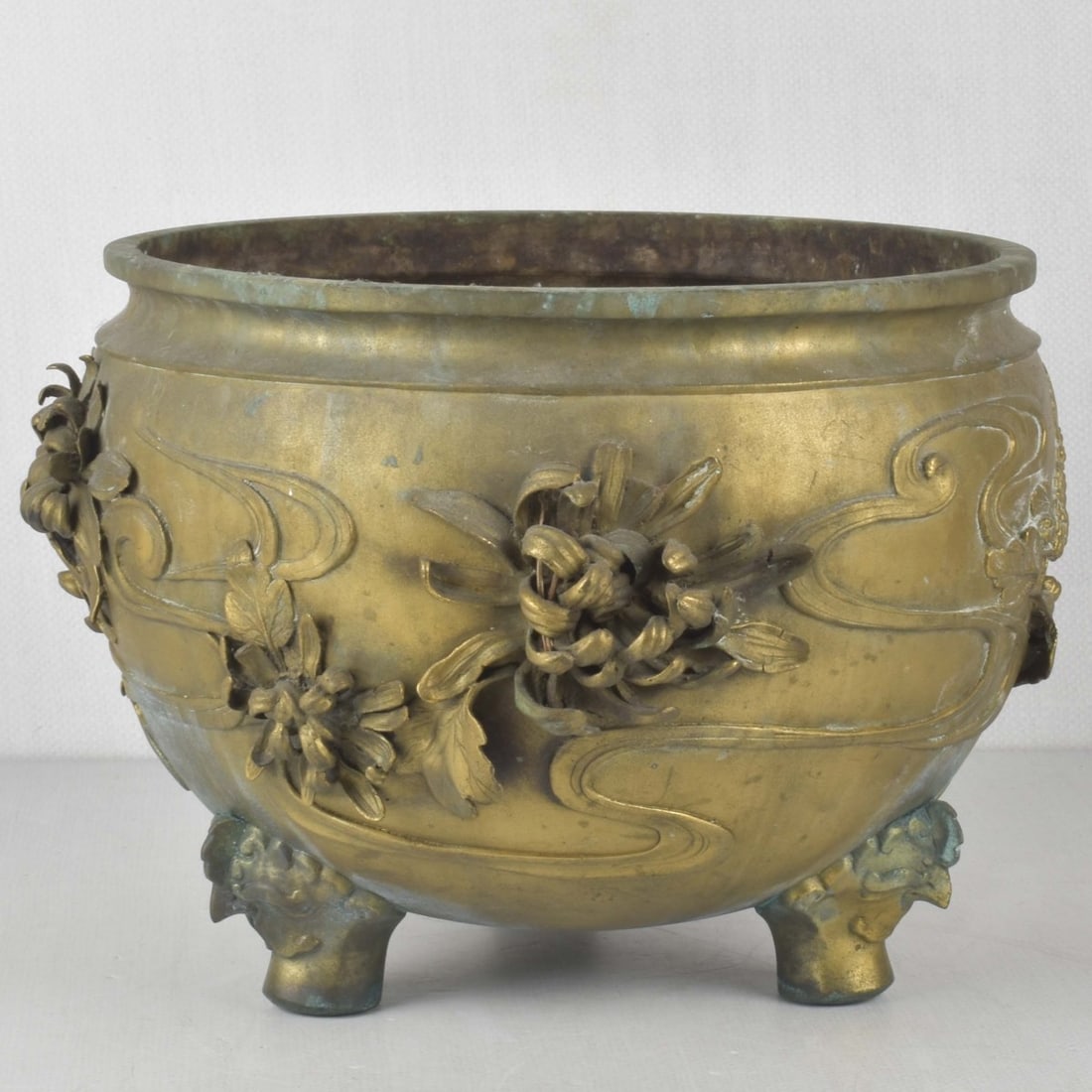 Vintage Japanese Brass Floral Planter: Vintage Japanese Brass Floral Planter Supported on Three (3) Attached Feet. Measures: 9-1/2" high, 14" diameter. Kodner Galleries offers phone and absentee bidding at a low, flat 21% buyer?s premium