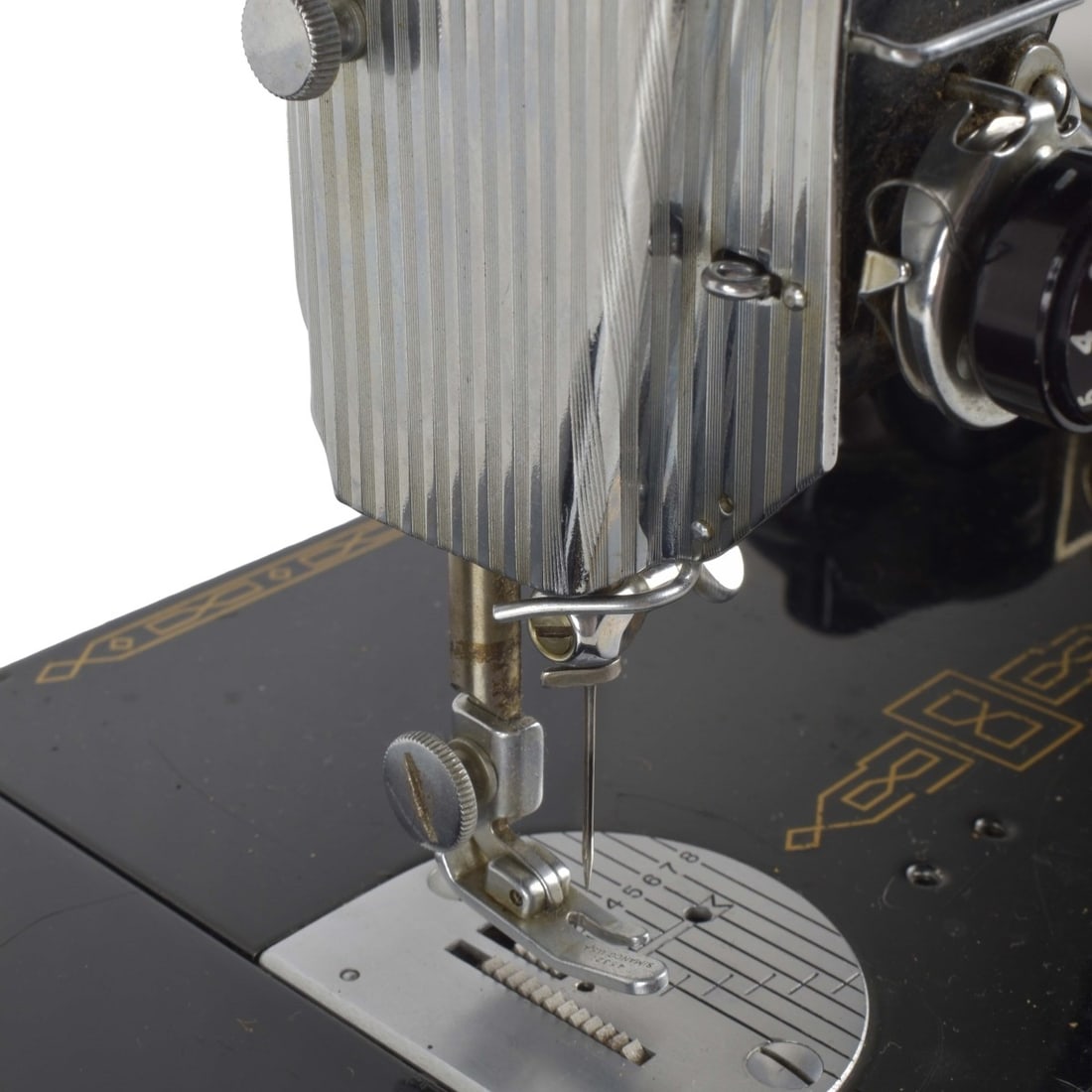Singer Sewing Machine - 7