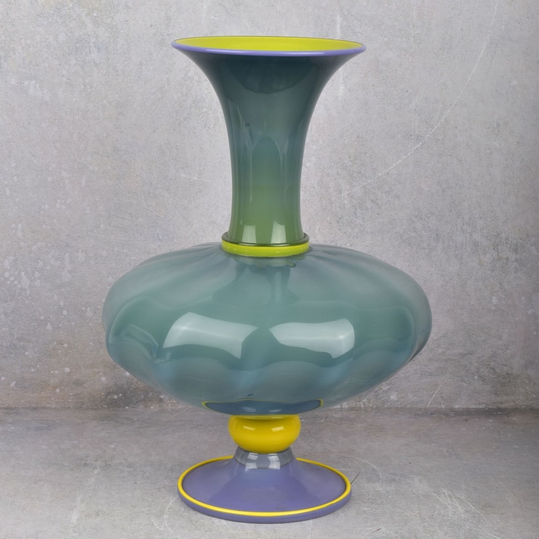 Alex Brand, America (b. 1957): Alex Brand, America (b. 1957) Modern Art Glass Vase. Artist signed and dated 1998. Measures: 14-1/4" H, 9-3/4" Dia. Kodner Galleries offers phone and absentee bidding at a low, flat 21% buyer?s premiu