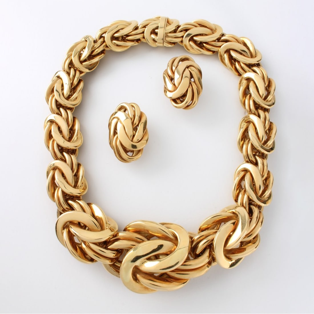 Neiman Marcus 18K Necklace and Earrings (1 of 9)