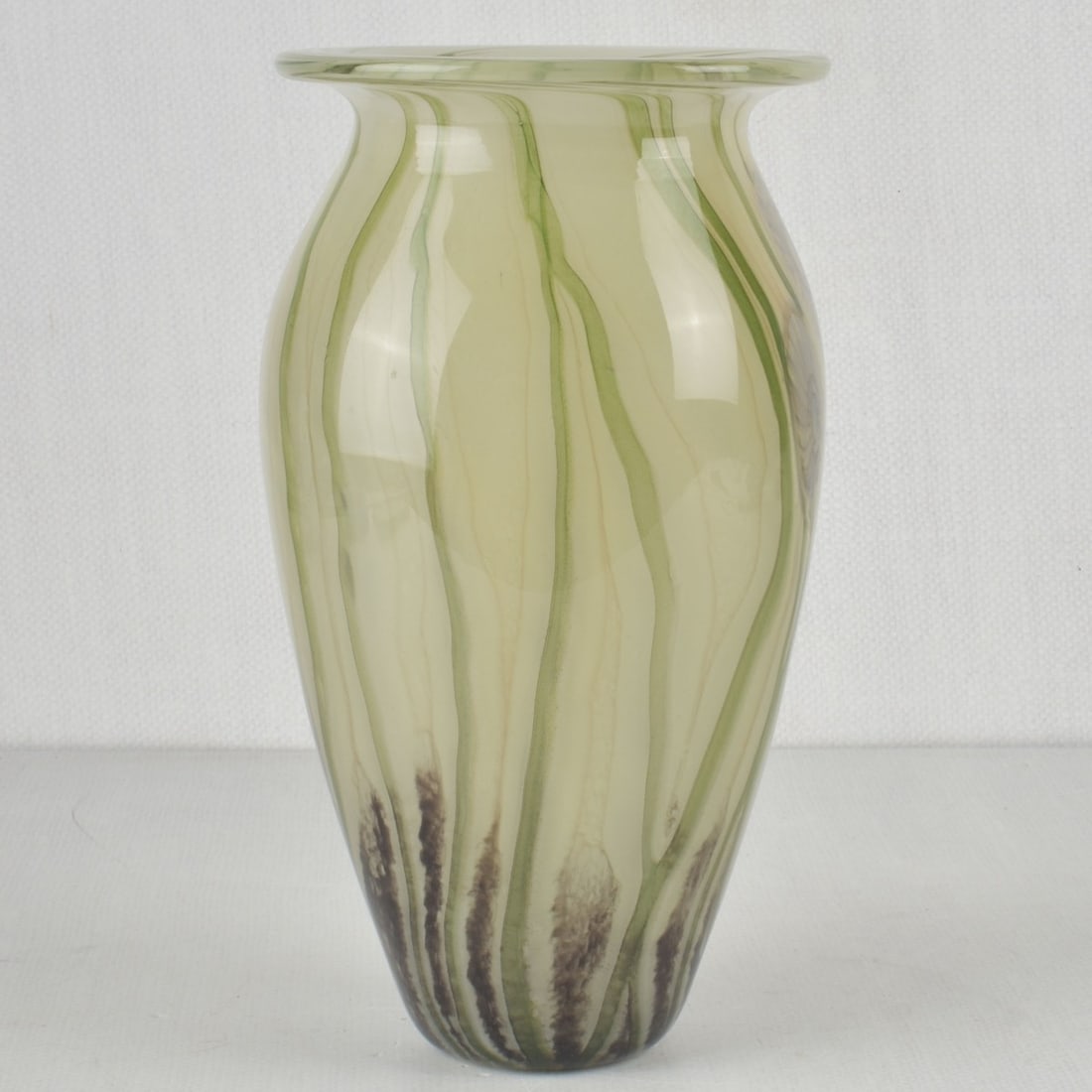 Robert Eickholt Art Glass Vase (1 of 5)