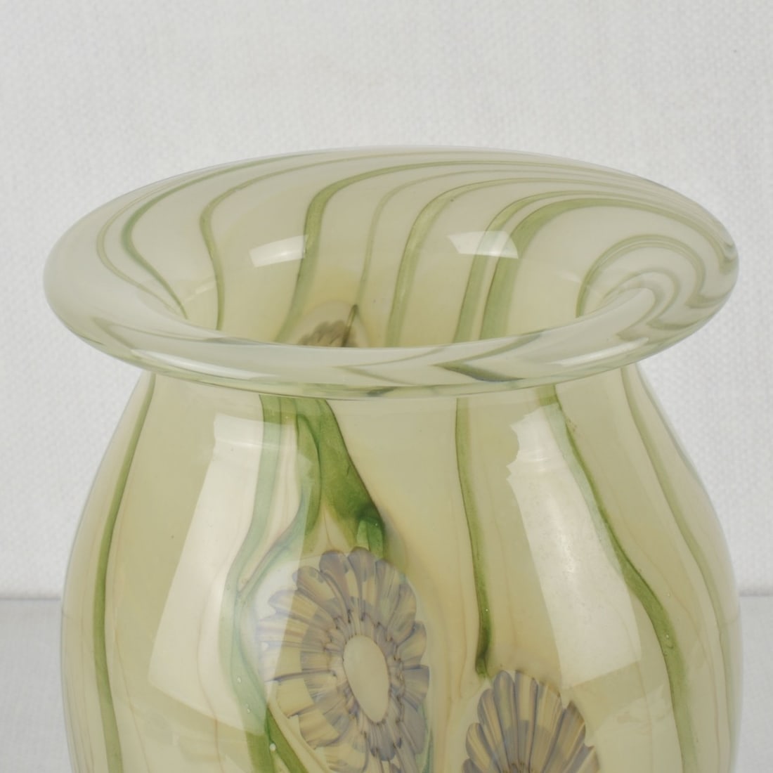 Robert Eickholt Art Glass Vase - 3