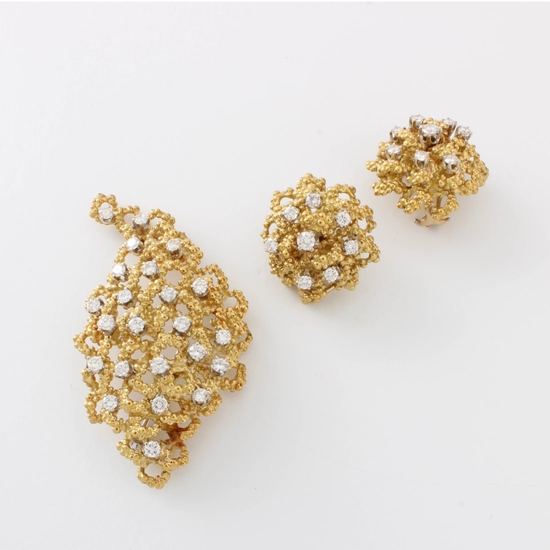 Diamond and 18K Brooch and Earrings: Vintage Italian Diamond and 18 Karat Yellow Gold Brooch and Earrings Suite. The brooch is set with approx. 1.0 carat TW small round cut diamonds, G-H color, VS-SI1 clarity, measures 1-3/4" L. The