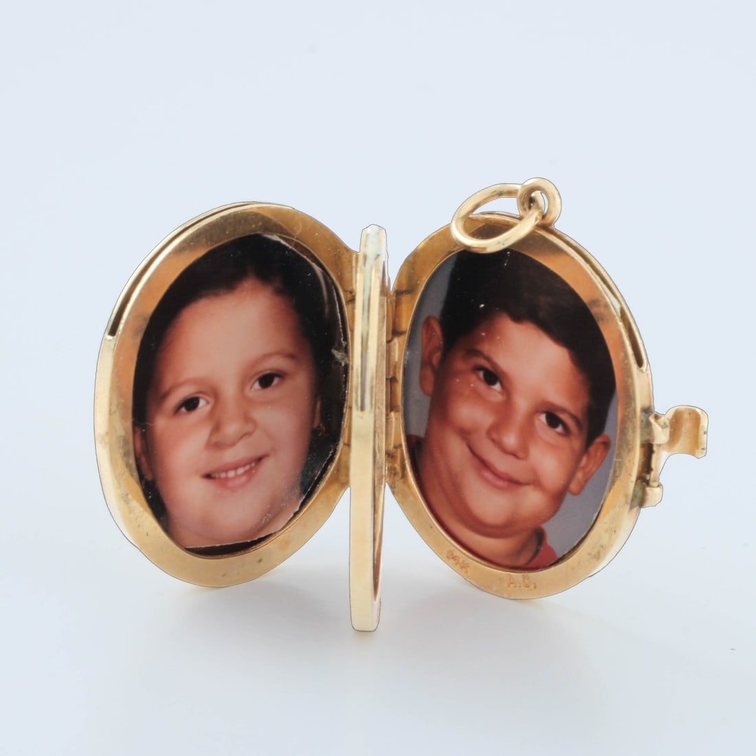 14K Pendant / Locket - 4