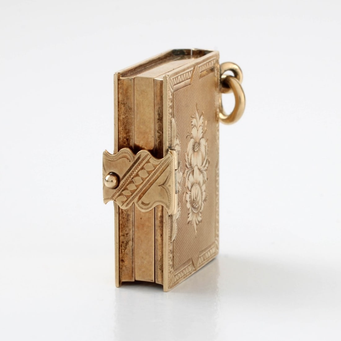 14K Pendant / Locket - 2