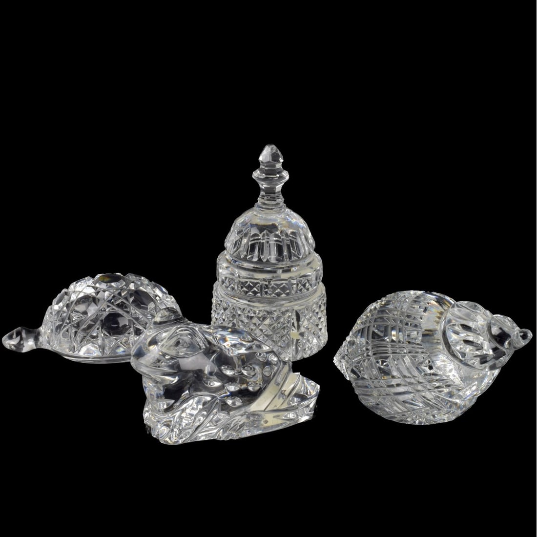 Waterford Cut Crystal: Collection of Four (4) Waterford Cut Crystal FIgural Paperweights. Consisting of one (1) US Capital dome paperweight, measures: 4-7/8" high, 2-7/8" diameter, one (1) conch shell paperweight,