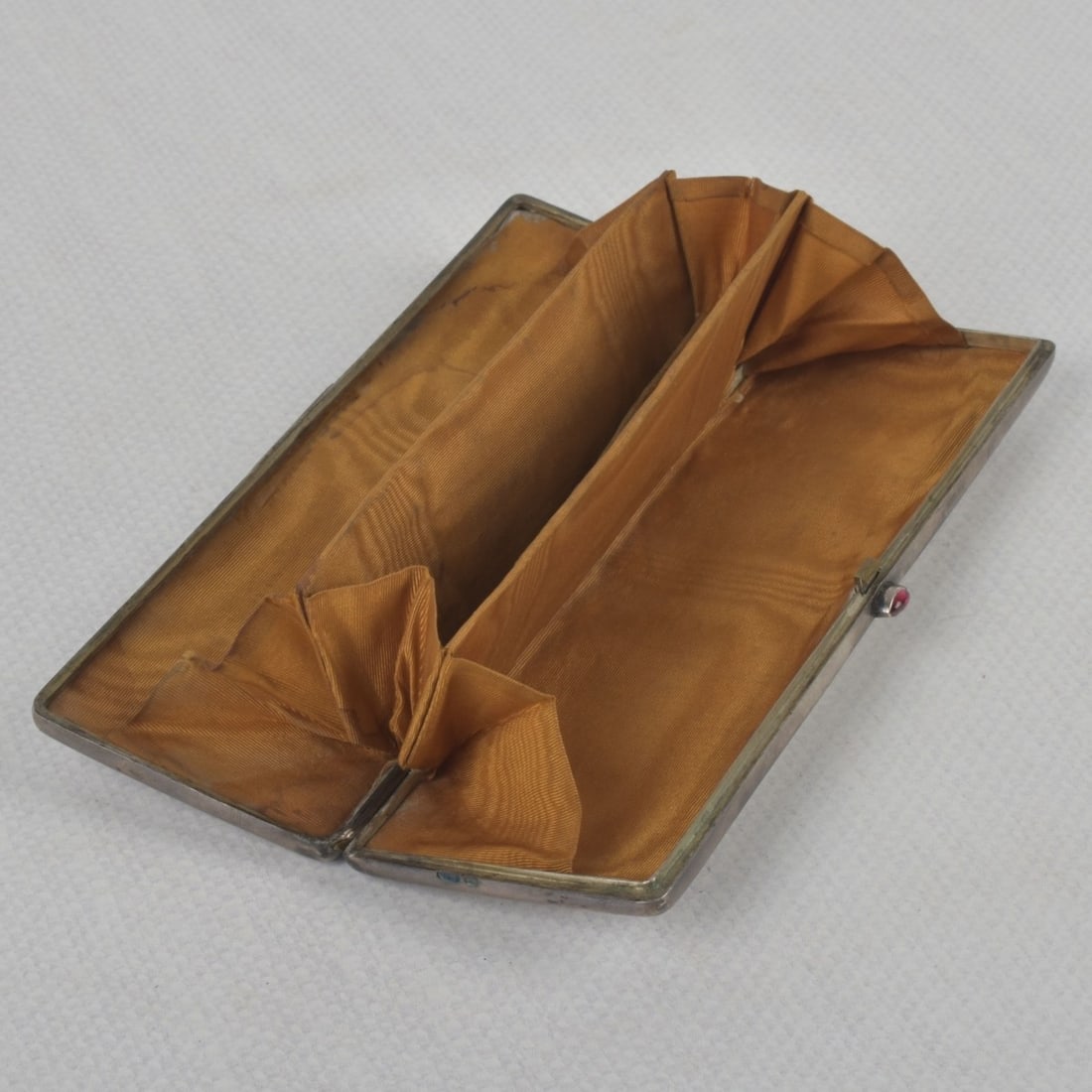 Russian 84 Silver Locking Clutch - 3