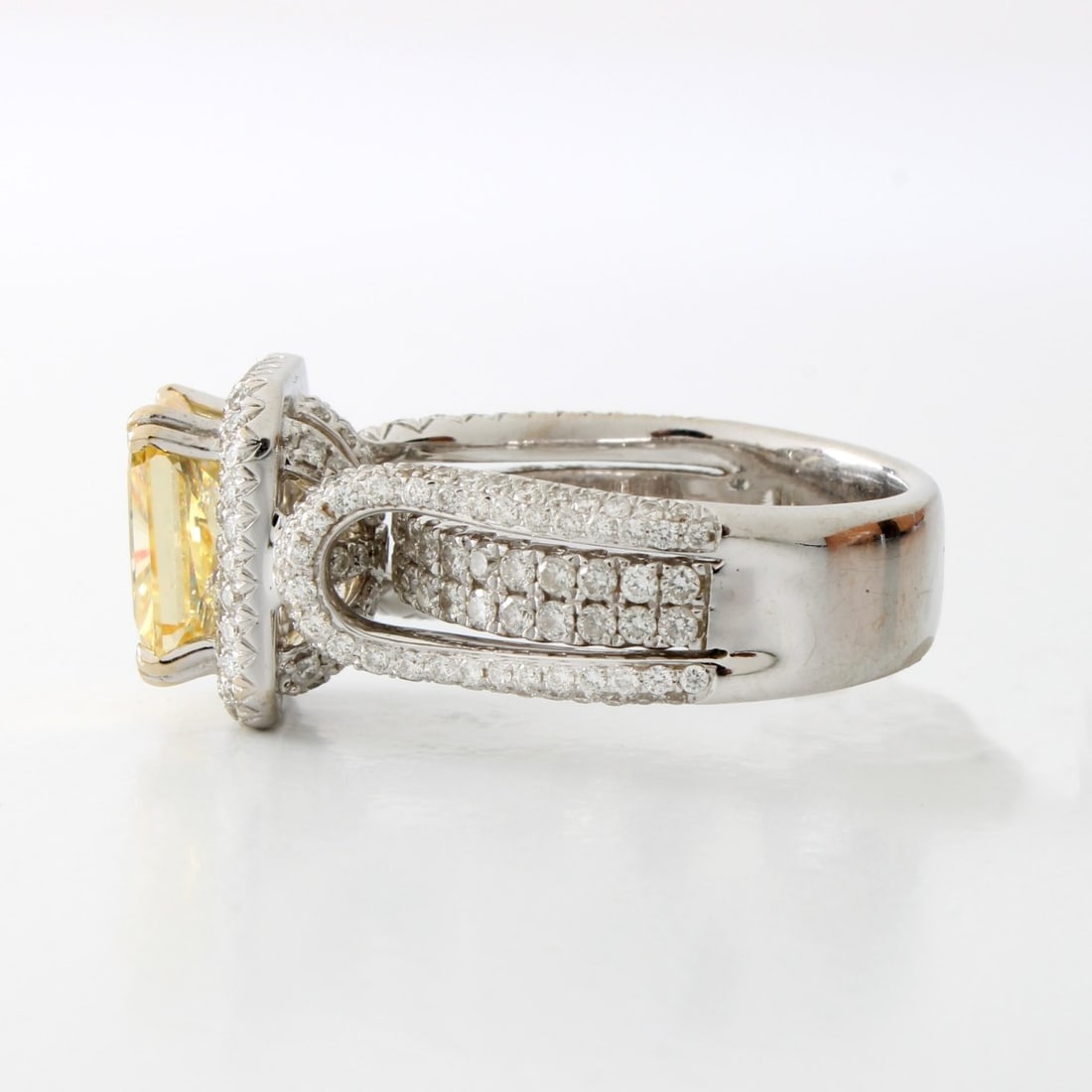 Diamond, CZ and 18K Ring - 5