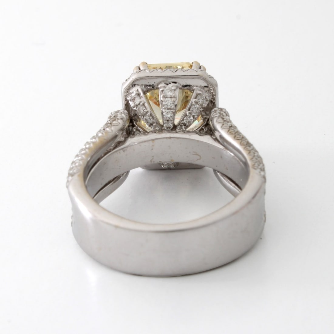 Diamond, CZ and 18K Ring - 6