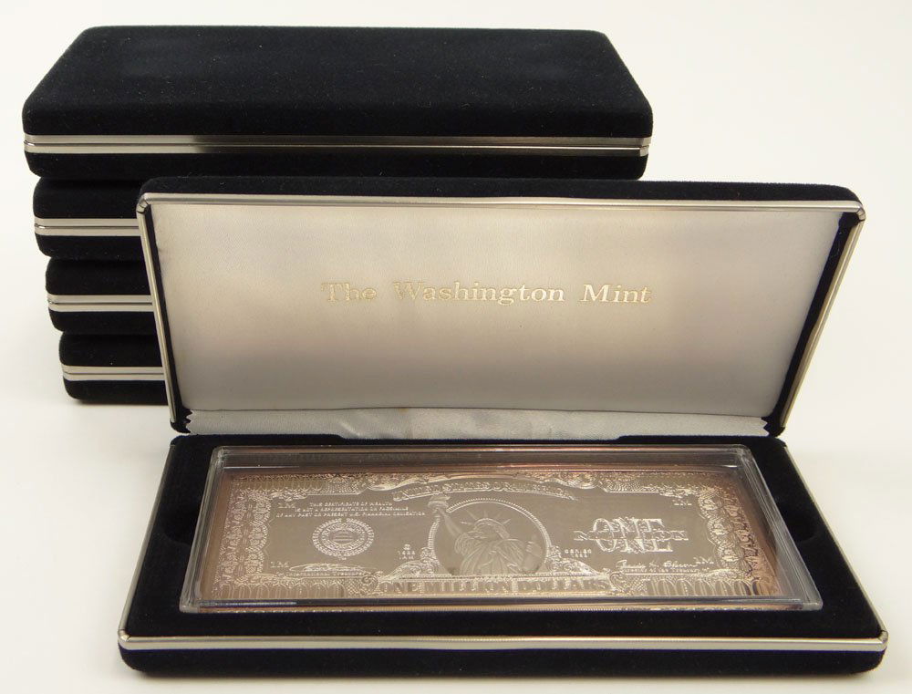 Five (5) Washington Mint .999 Silver Proof Dollars.: Five (5) Washington Mint .999 Silver Proof Dollars. Includes Four (4) 1998 Washington Mint Statue of Liberty One Million Dollar Design. One (1) 1997 Benjamin Franklin $100 Design. Five (5) Total. Each