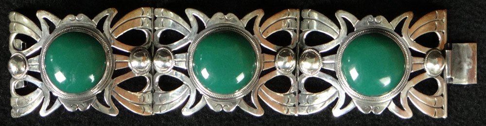Native American Indian Silver and Jade Bracelet. Nicely: Native American Indian Silver and Jade Bracelet. Nicely Detailed and Mounted with Three (3) Large Round Jade Stones. Signed AVV 925 Mexico. Very Good Condition. Approx. Weight 2.157 Troy Ounces. Measu