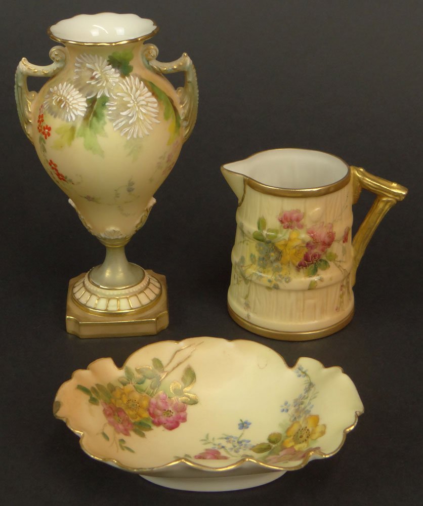 Three (3) Piece Lot of 19/20th Century Royal Worcester: Three (3) Piece Lot of 19/20th Century Royal Worcester Porcelain Miniatures. Hand Painted Floral Motif with Gilt Accents. Signed Appropriately with Worcester Backstamps. All pieces are in good conditi