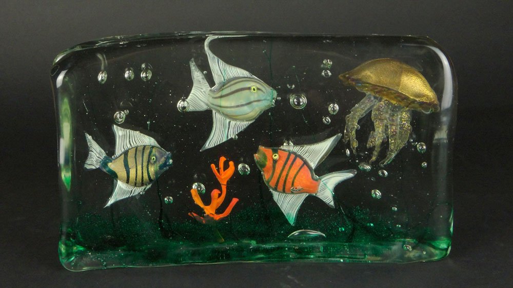 Vintage Murano Salvati Venetian Aquarium Glass. This: Vintage Murano Salvati Venetian Aquarium Glass. This Large, Heavy and Busy Piece Features Fish, Jelly Fish, Coral, Seaweed and Bubbles. Signed with Label on Bottom Salvati Venice, Made In Italy. Very 