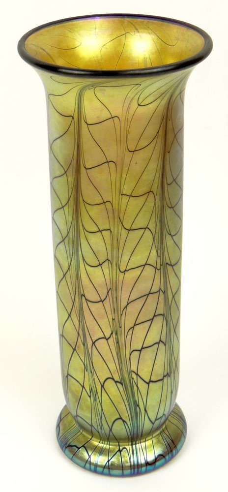Lundberg Studio Iridescent Art Glass Vase "Lace".: Lundberg Studio Iridescent Art Glass Vase "Lace". Signed Lundberg Studios 1981, LS 092550. Very Good Condition. Measures 9-7/8 Inches Tall, 3-3/4 Inches Diameter. Domestic Shipping $42.00