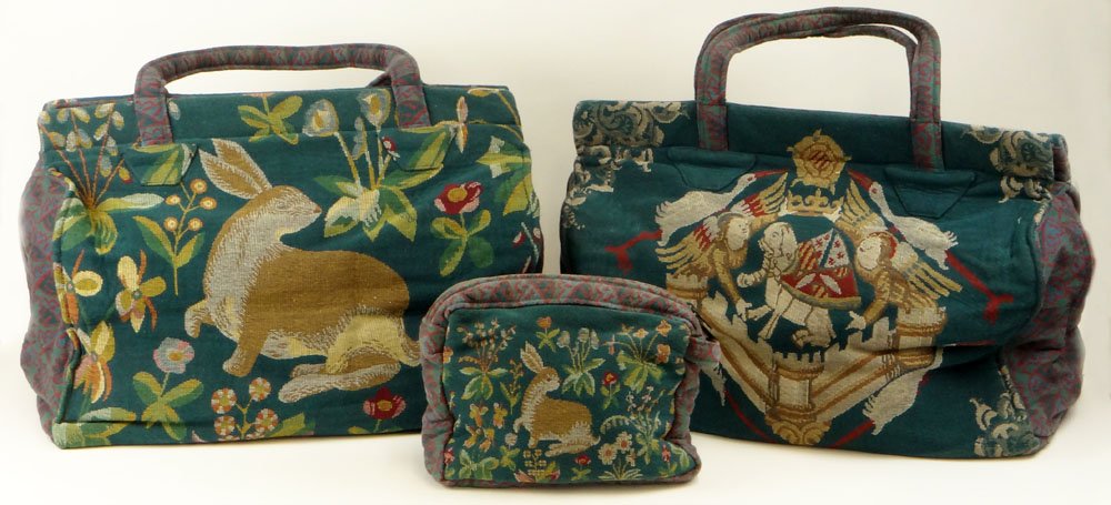 Three (3) Pieces Vintage Yardby Sacum Tenent Bespoke: Three (3) Pieces Vintage Yardby Sacum Tenent Bespoke Luggage. The Group Consists of 2 Medium Sized Carpet Tapestry Bags with Zipper Closure and Handles. Also Included is a mall Pouch. All Pieces are f