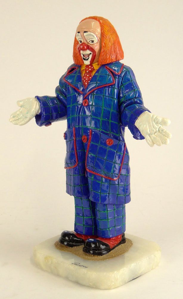 Circa 1999 Ron Lee, Limited Edition, "Toto the Clown": Circa 1999 Ron Lee, Limited Edition, "Toto the Clown" Sculpture on Onyx Base. Signed and Numbered 24/950. (No Box) Very Good Condition. Measures 13-1/2 Inches tall by 6 Inches Wide. Shipping $64.00