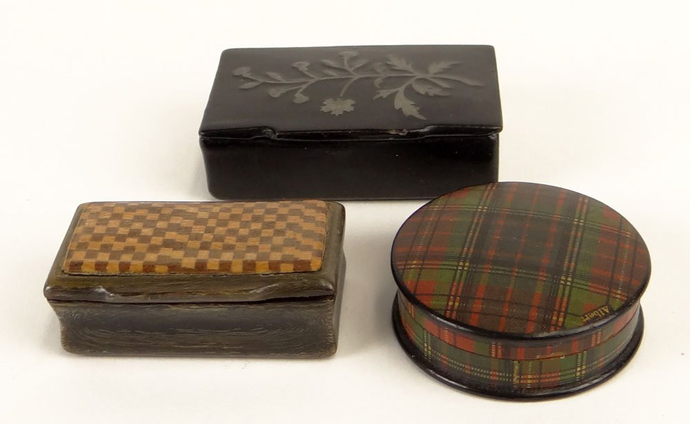 Lot of Three (3) 19th C Decorated Lacquered Snuff: Lot of Three (3) 19th C Decorated Lacquered Snuff Boxes. Unsigned. Good Antique Condition. Measures 1-1/2 Inches by 2-1/4 Inches, 2 Inches by 1 Inch and 1-3/4 Inches Diameter. Shipping $45.00