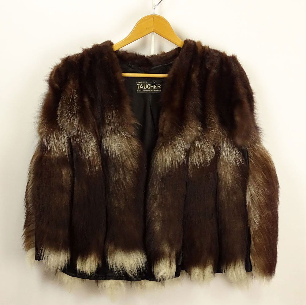 Lady's Vintage Taucher, Satiago Silver Fox Tail Cape. (1 of 3)