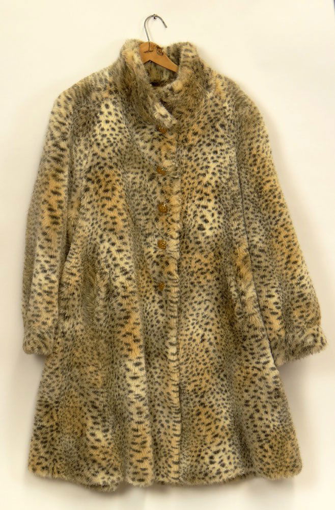 St. John by Marie Gray "Cheetah" Faux Fur Coat. Lined. (1 of 4)