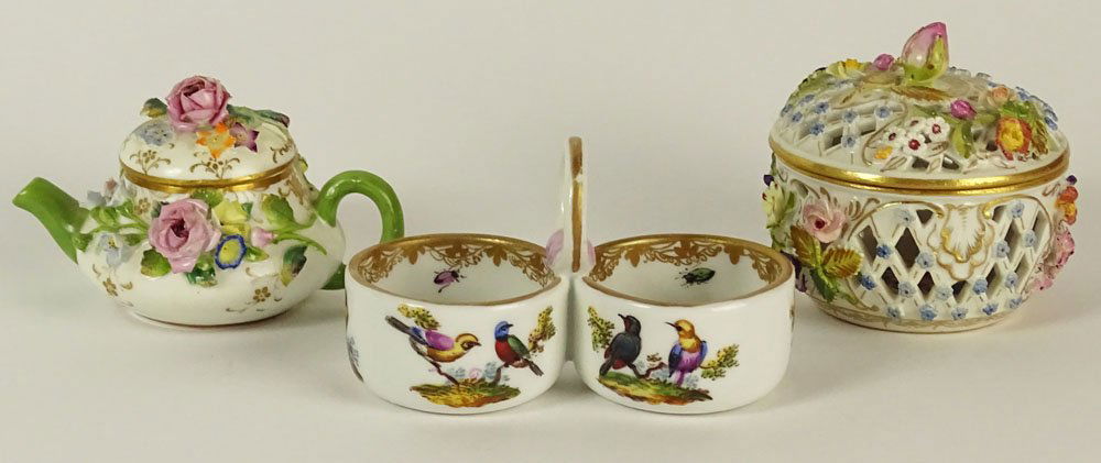 Miniature Meissen Porcelain Tea Pot, Miniature Meissen (1 of 5)