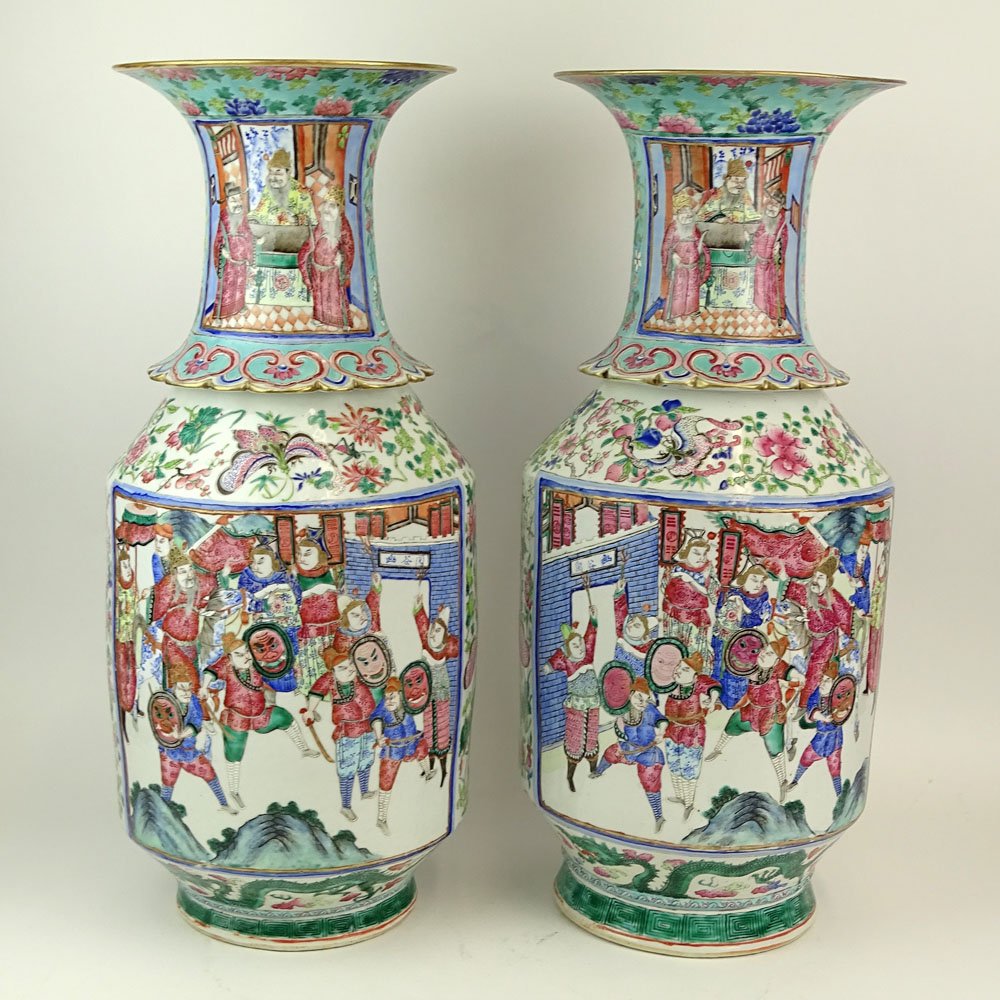 Large Pair of 19th Century Chinese Famille Rose (1 of 7)
