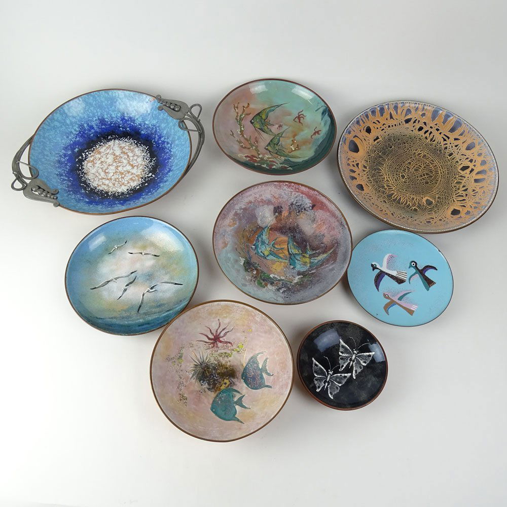 Eight (8) Piece Lot of Mid-Century Enamelware. This lot (1 of 3)