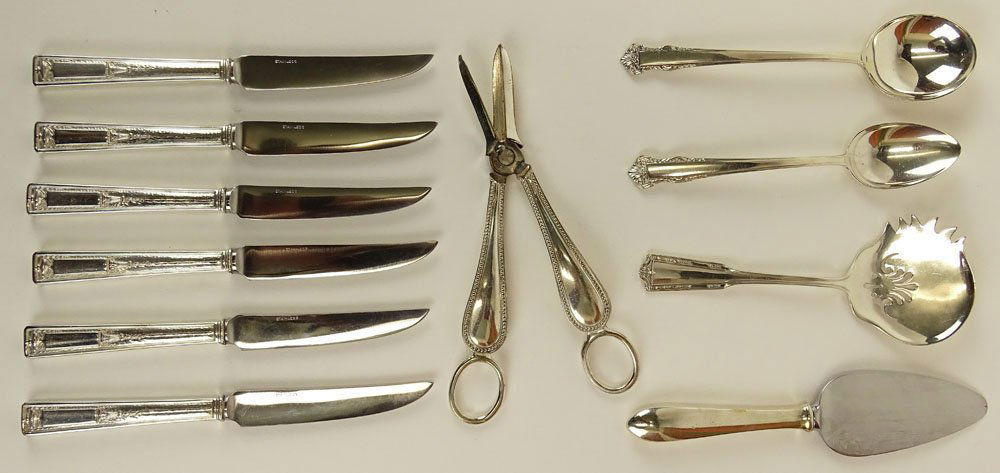 Miscellaneous lot of six sterling silver handled fruit (1 of 4)