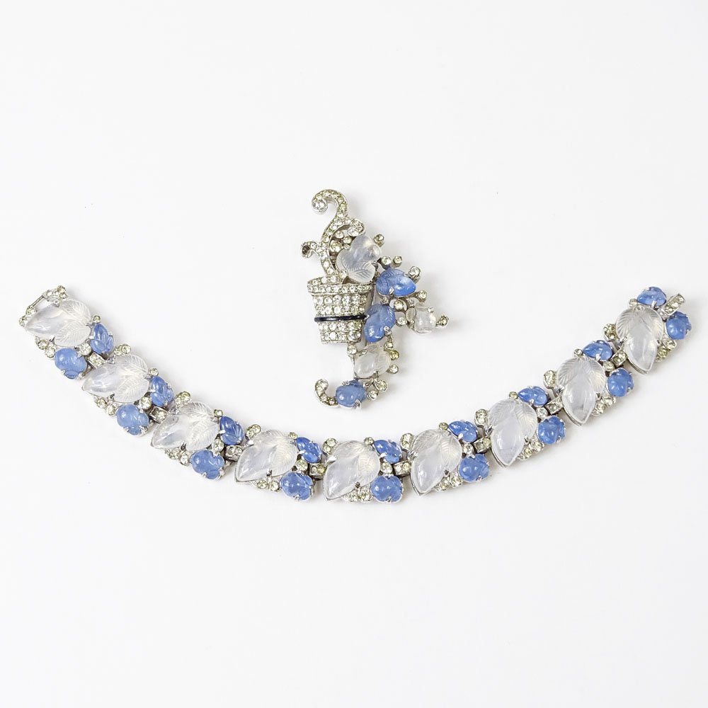 Vintage Trifari Jelly Belly Bracelet and Brooch Suite. (1 of 7)