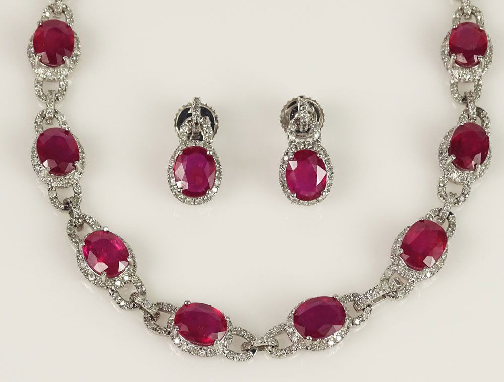 Lady's 21 Large Oval Brilliant Cut Ruby and 14 Karat (1 of 8)