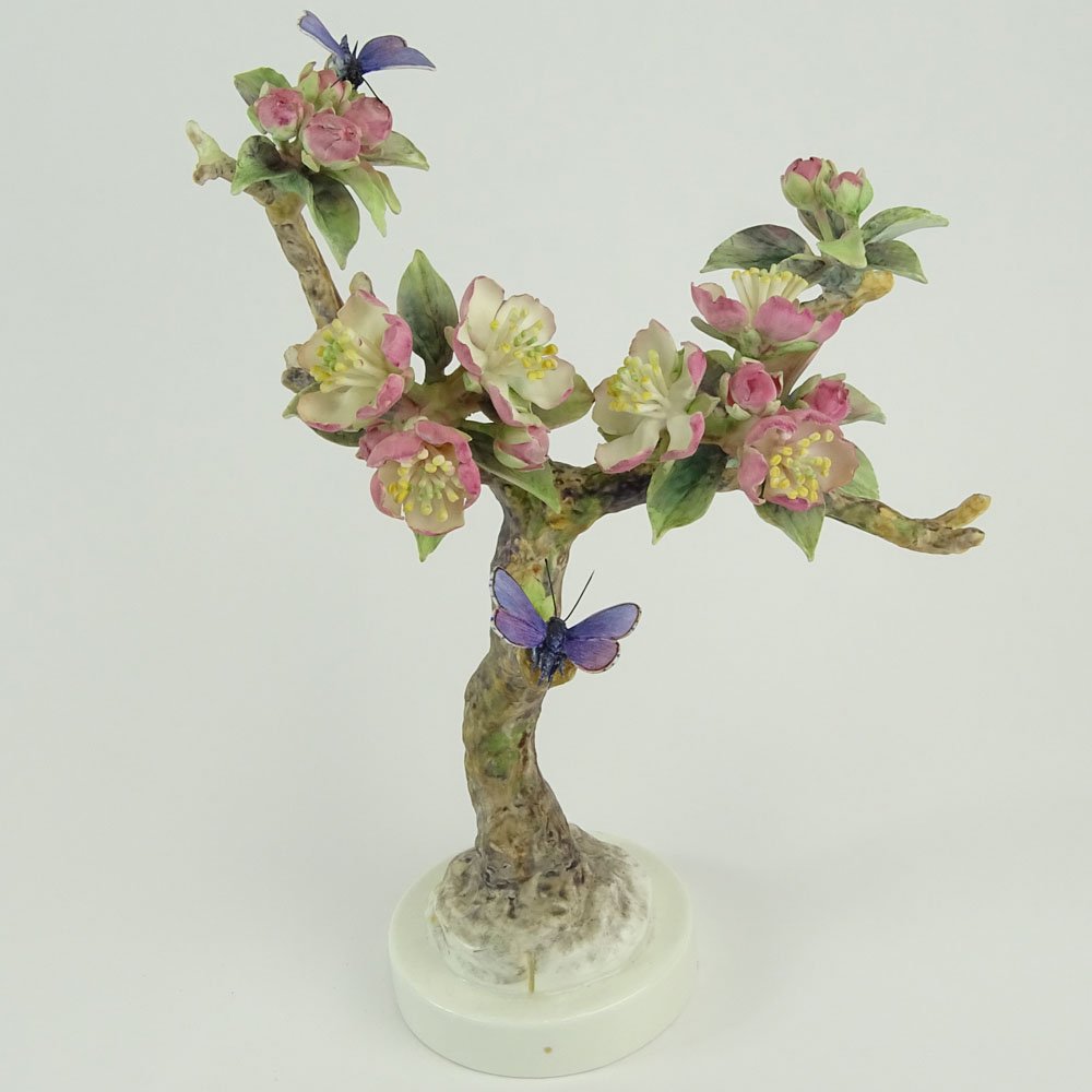 Dorothy Doughty Royal Worcester Porcelain Bird Group (1 of 8)
