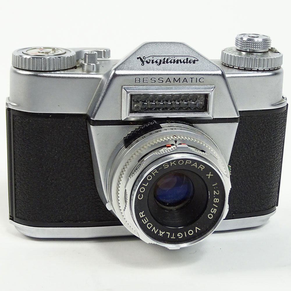Vintage Voigtlander Bessamatic Camera with Leather (1 of 10)