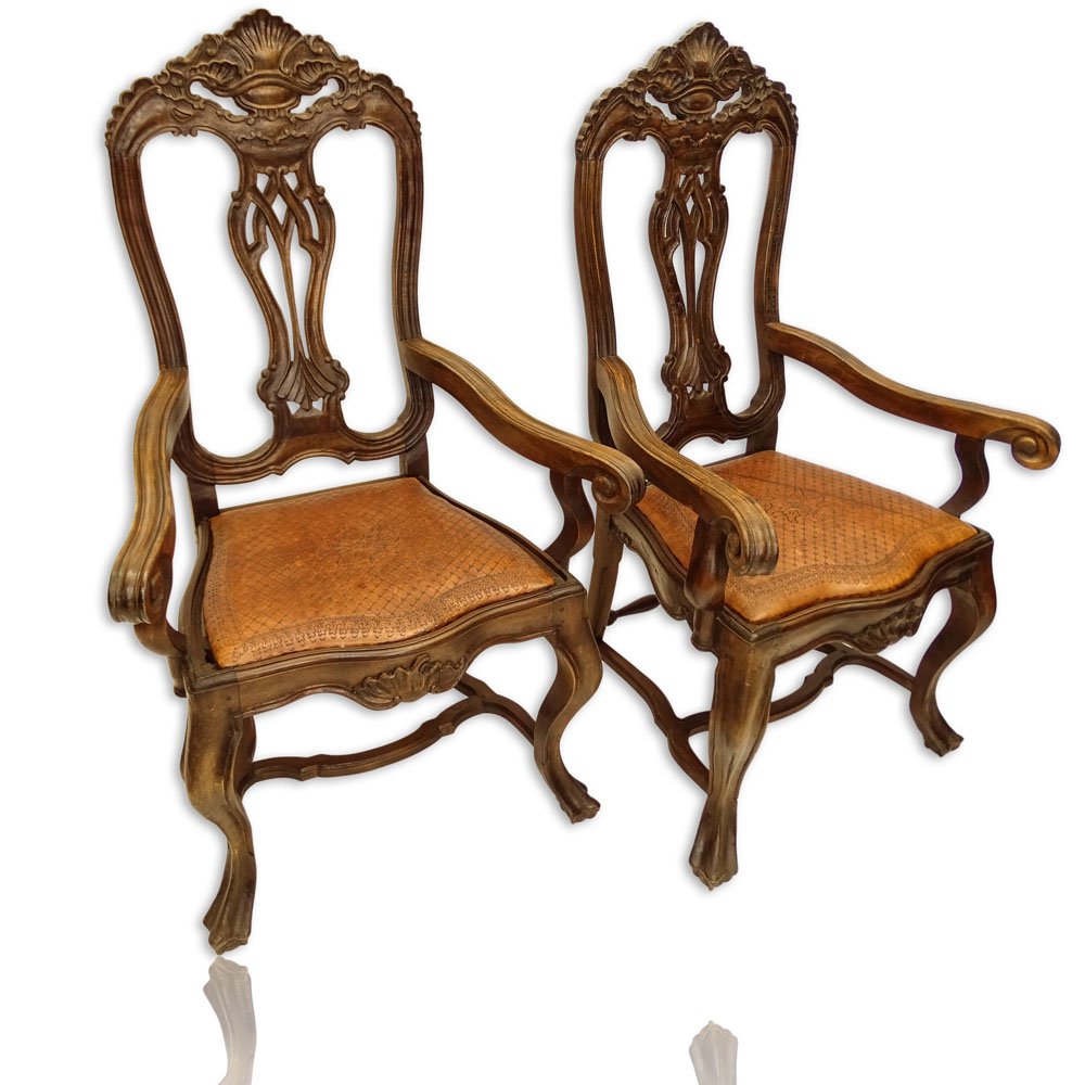 Pair of 20th Century Brazilian Portuguese Style Carved (1 of 3)