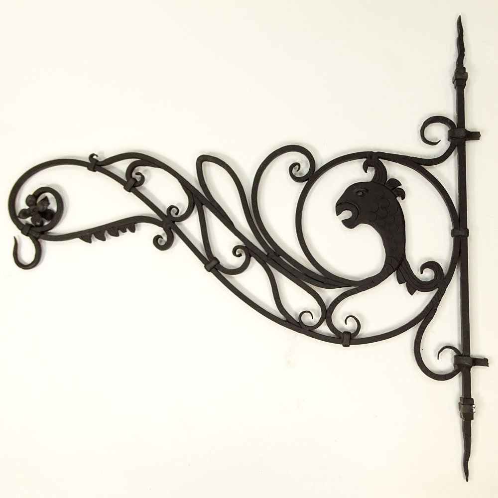 Large 19th Century Italian Wrought Iron Wall Bracket. (1 of 3)