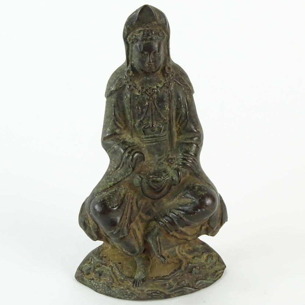 Chinese Ming Dynasty Bronze Figure of Guanyin. The (1 of 6)