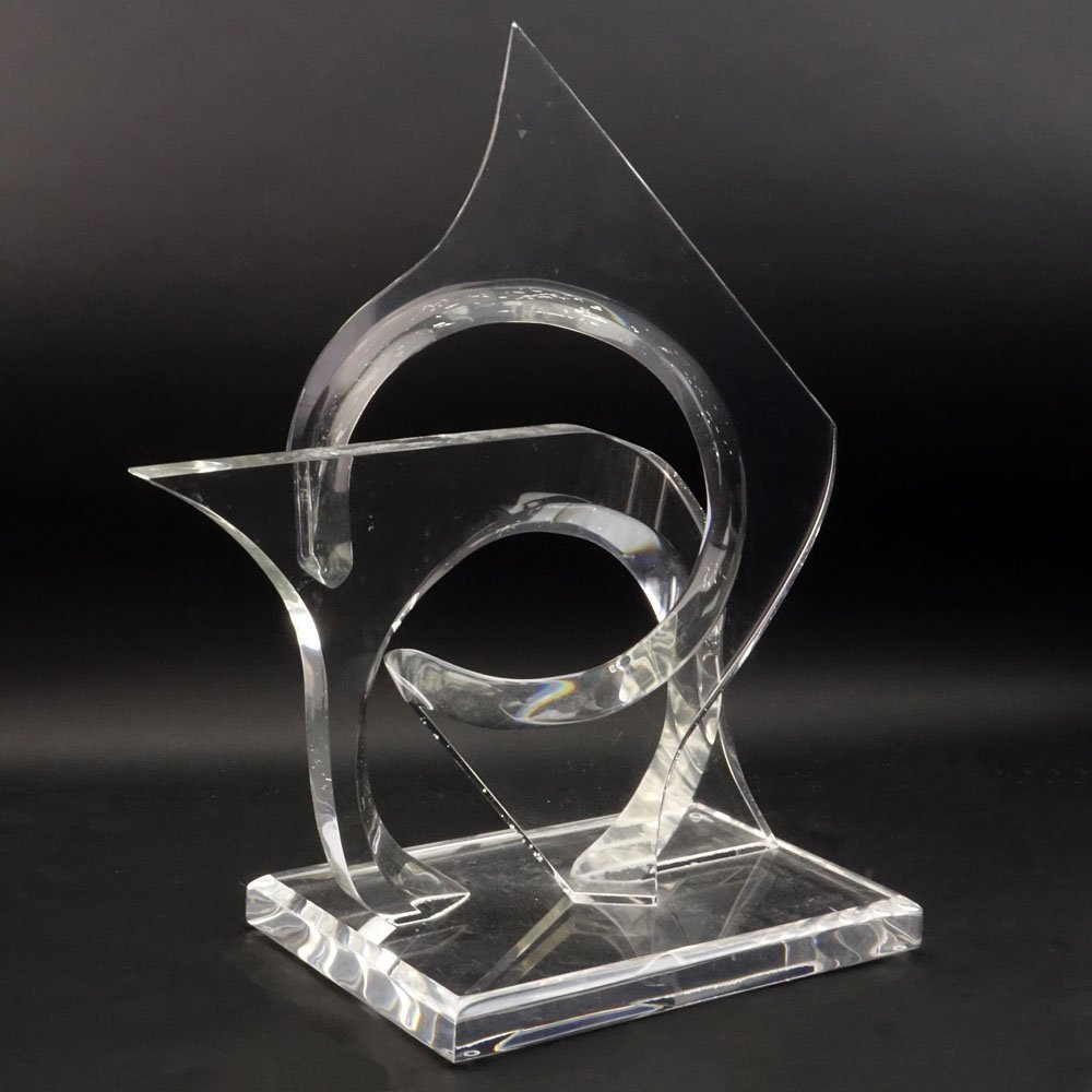 Mid Century Modern Hivo Van Teal Lucite Sculpture.: Mid Century Modern Hivo Van Teal Lucite Sculpture. "Abstract". Signed Van Teal on base. Good condition. Measures 21-1/2" x 13-3/8" x 9". Shipping: Third party (estimate $400-$600)