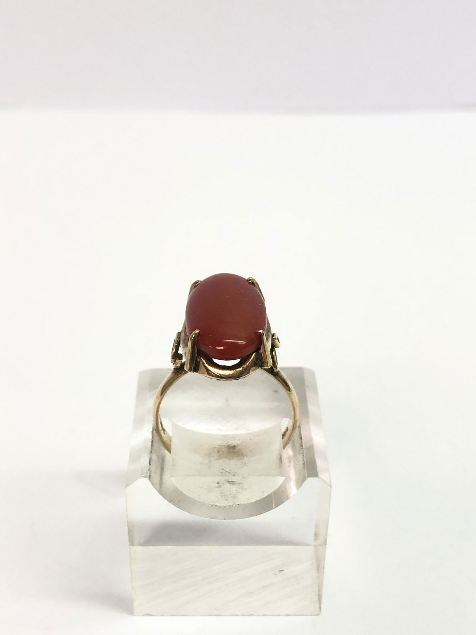 Vintage 14K Gold Coral / Agate Ring (1 of 4)