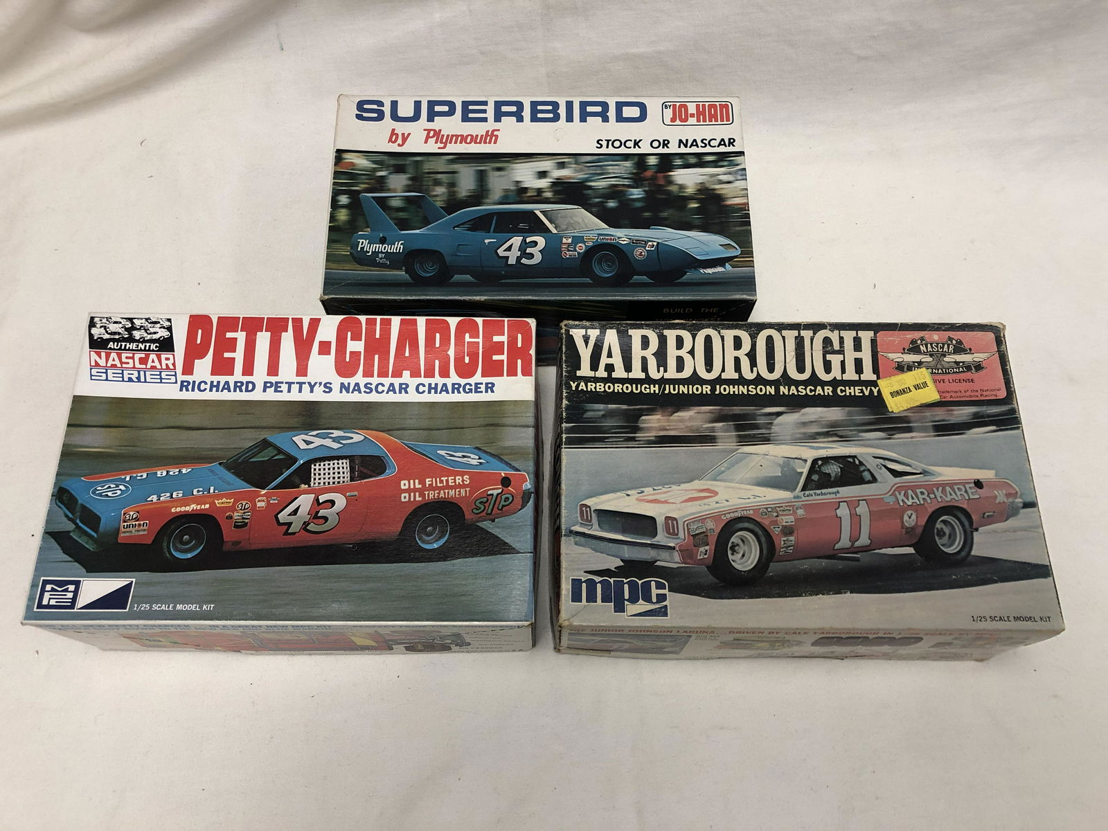 3 Vintage Model Cars, Petty Charger: 3 Vintage Model Cars, Petty Charger - Nascar Yarborough, Jo-Han Superbird, Petty Charger in Boxes