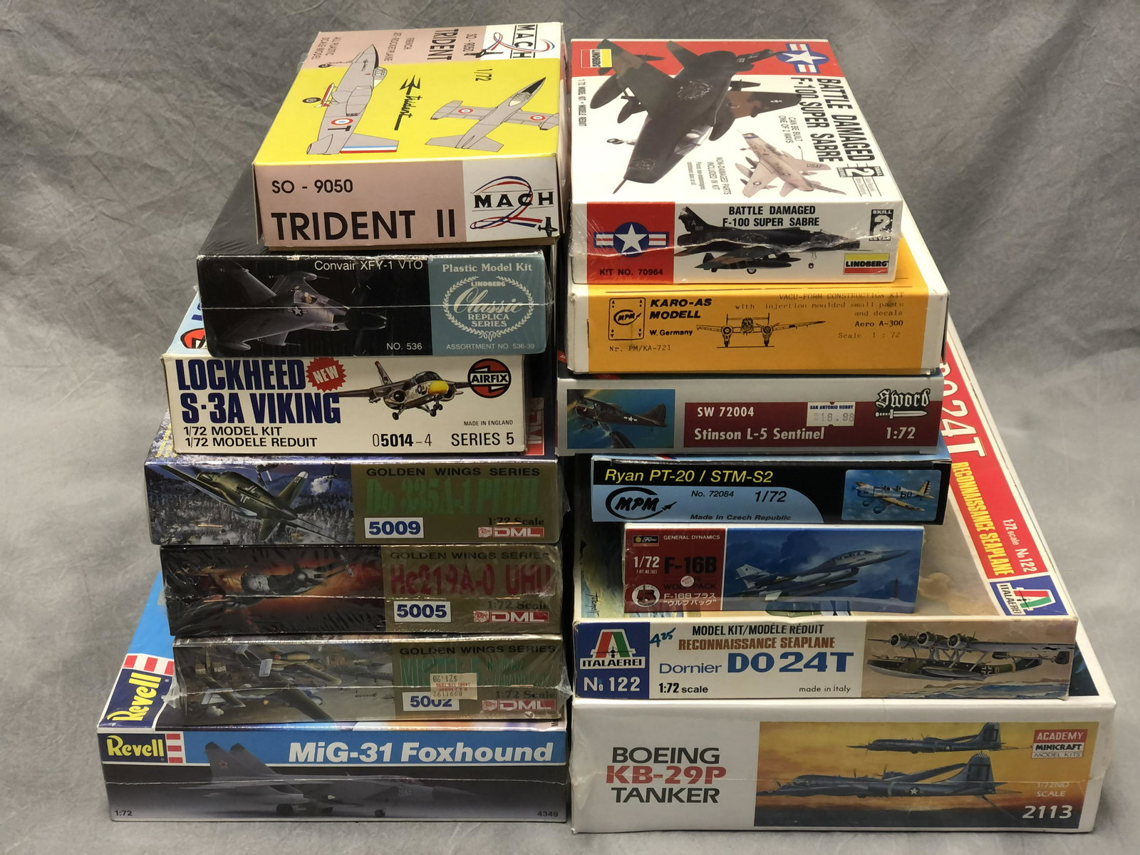 14 Asst New Old Stock Model Airplane Kits: 14 Asst New Old Stock Model Airplane Kits - DML, Airfix, Lindberg, Academy Minicraft + More