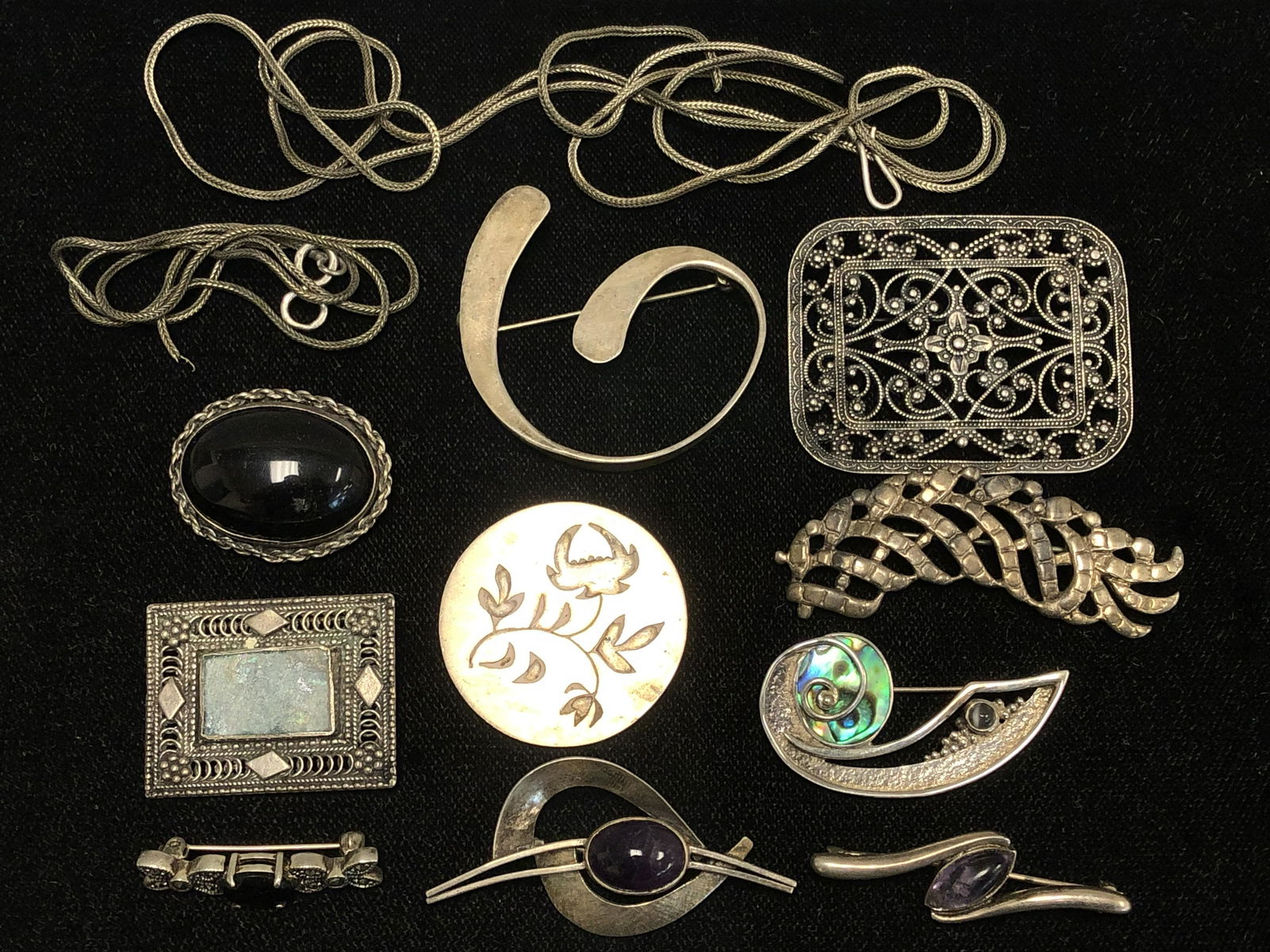 Vintage Sterling Silver Jewelry: Vintage Sterling Silver Jewelry - Amethyst, Abalone & Stone Brooches, Marcasite & More - Total Wgt 94.5g