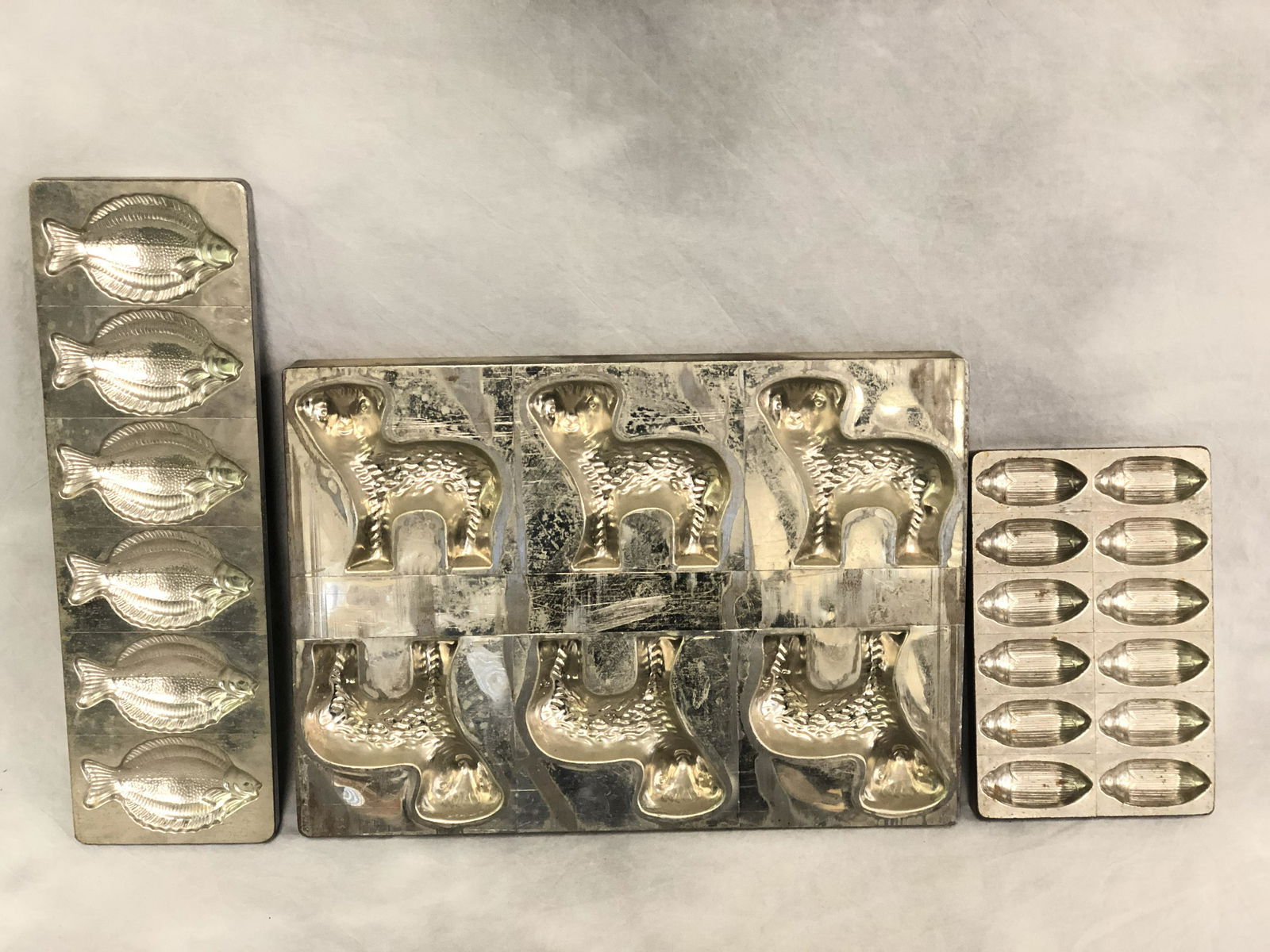Vtg Metal Chocolate Molds, Tilbury + More (1 of 5)