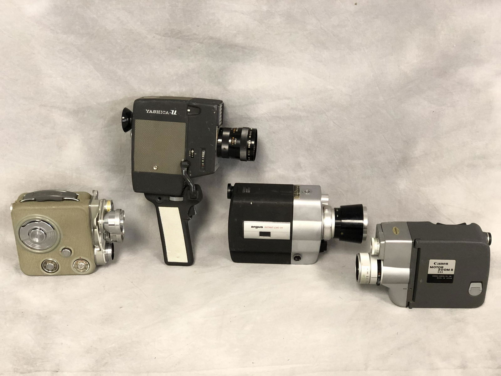 (4)Vtg Movie-Cine Cameras,Canon, Eumig, More - UNTESTED (1 of 10)