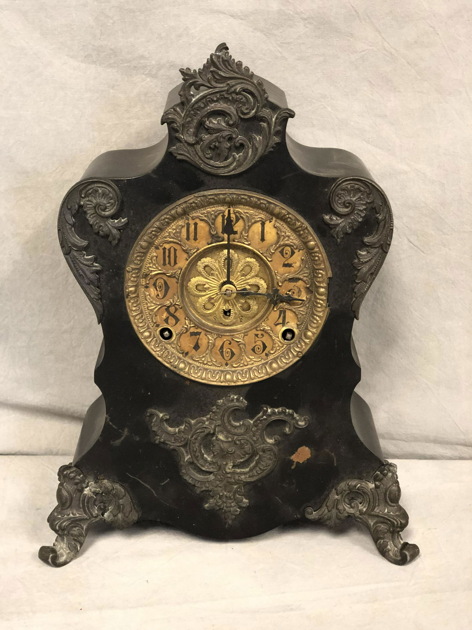 Antique Metal Mantle Clock - No Key / Pendulum, 13.75'' (1 of 10)