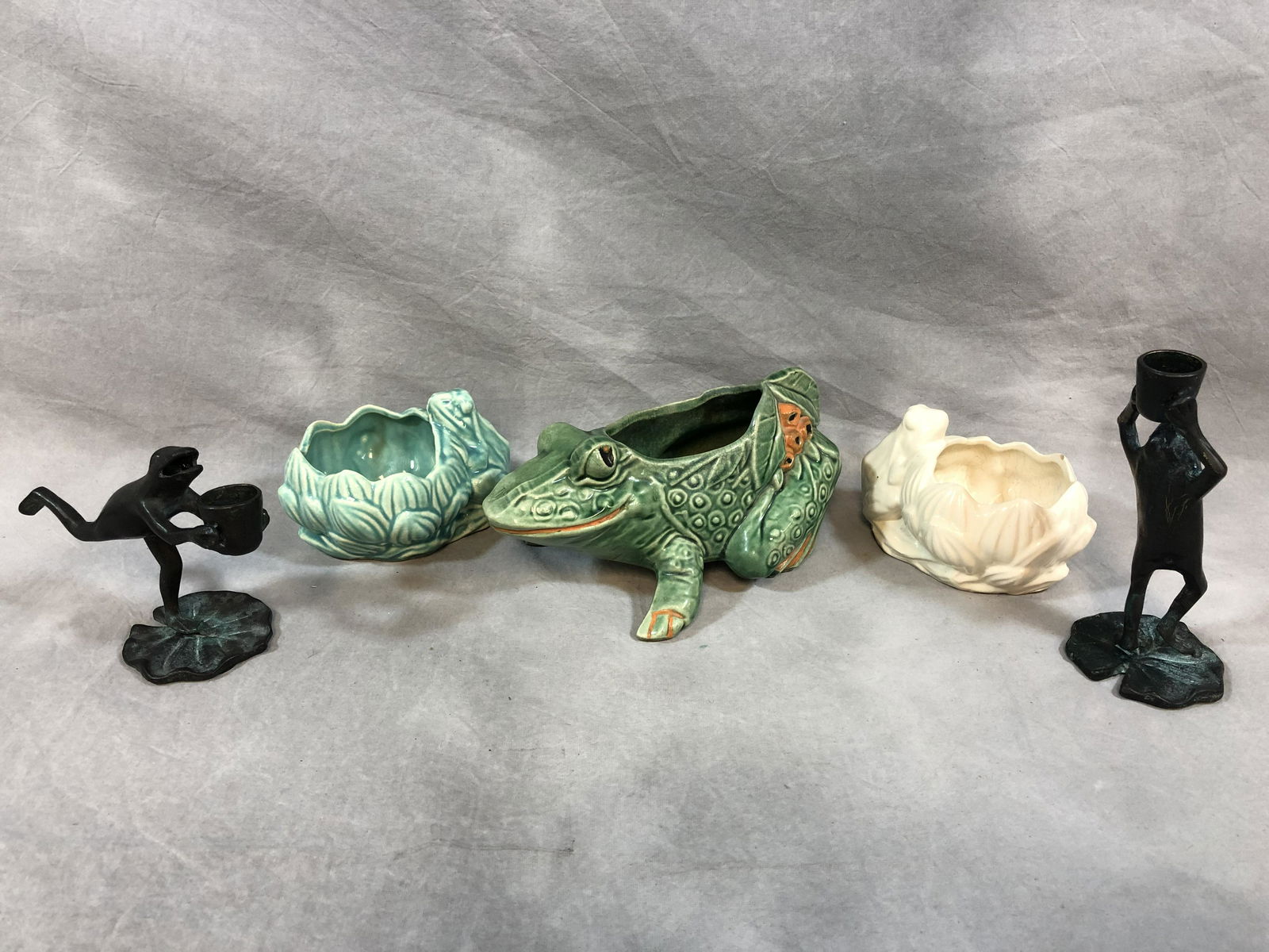 Vtg McCoy Pottery Frog Pots, Metal Candlesticks - Asst (1 of 6)