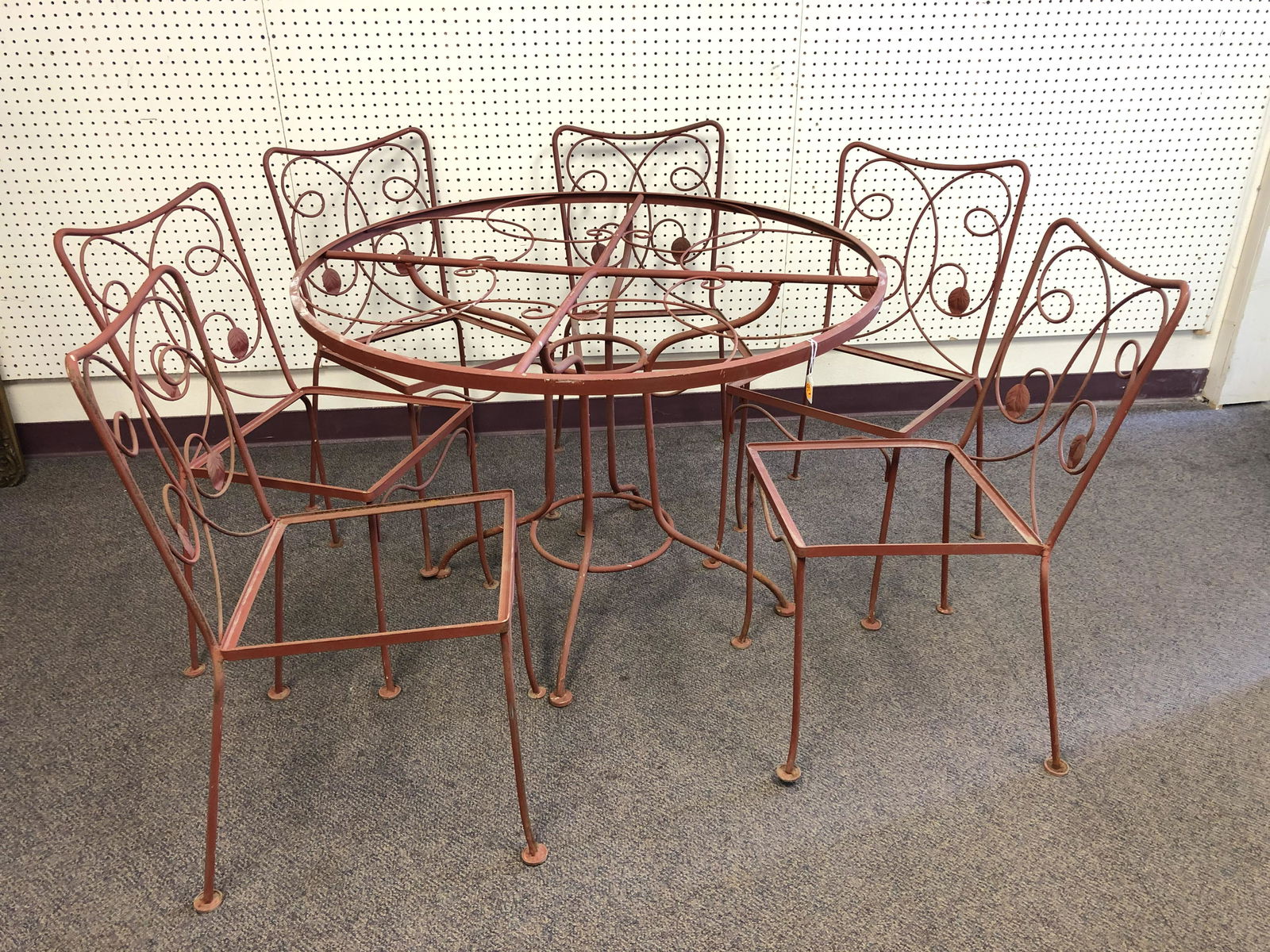 Vintage Iron Outdoor Patio Set (1 of 3)