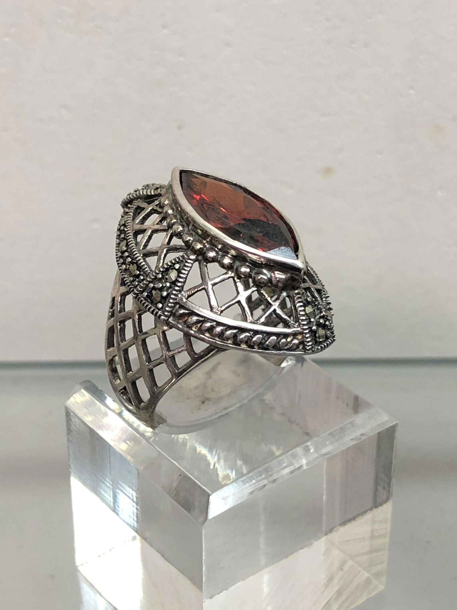 Vtg Sterling Silver Garnet Marcasite Ring - Sz 7.5, (1 of 4)