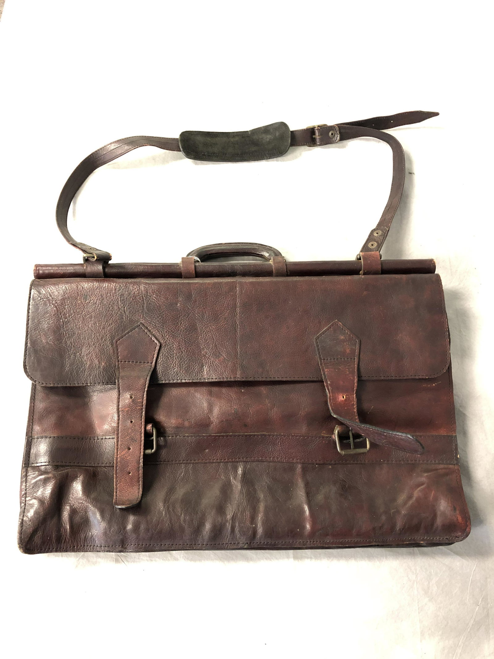HandCrafted Vintage Leather Bag - 20'' x 14'' (1 of 4)