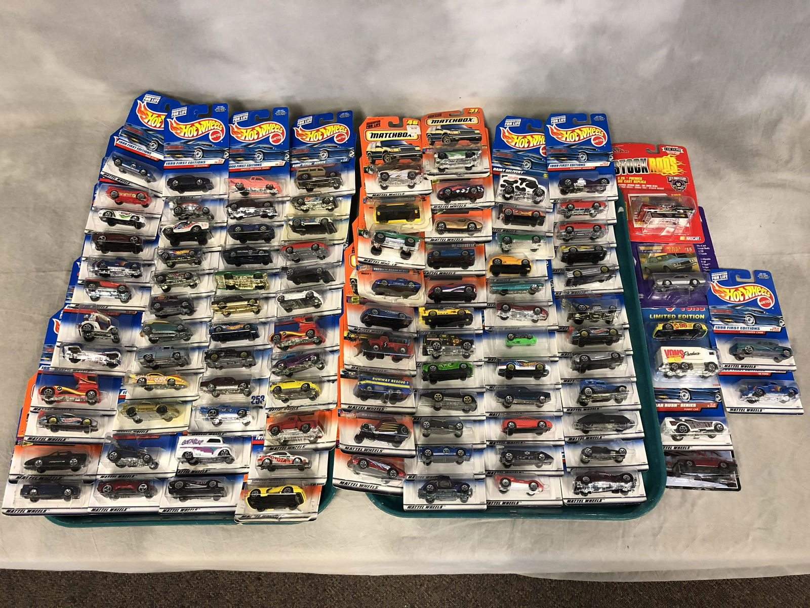 100 Sealed Hot Wheels, MatchBox Cars - Maisto, Stock: 100 Sealed Hot Wheels, MatchBox Cars - Maisto, Stock Rods, Class Gold & More - 1 Car package is open -